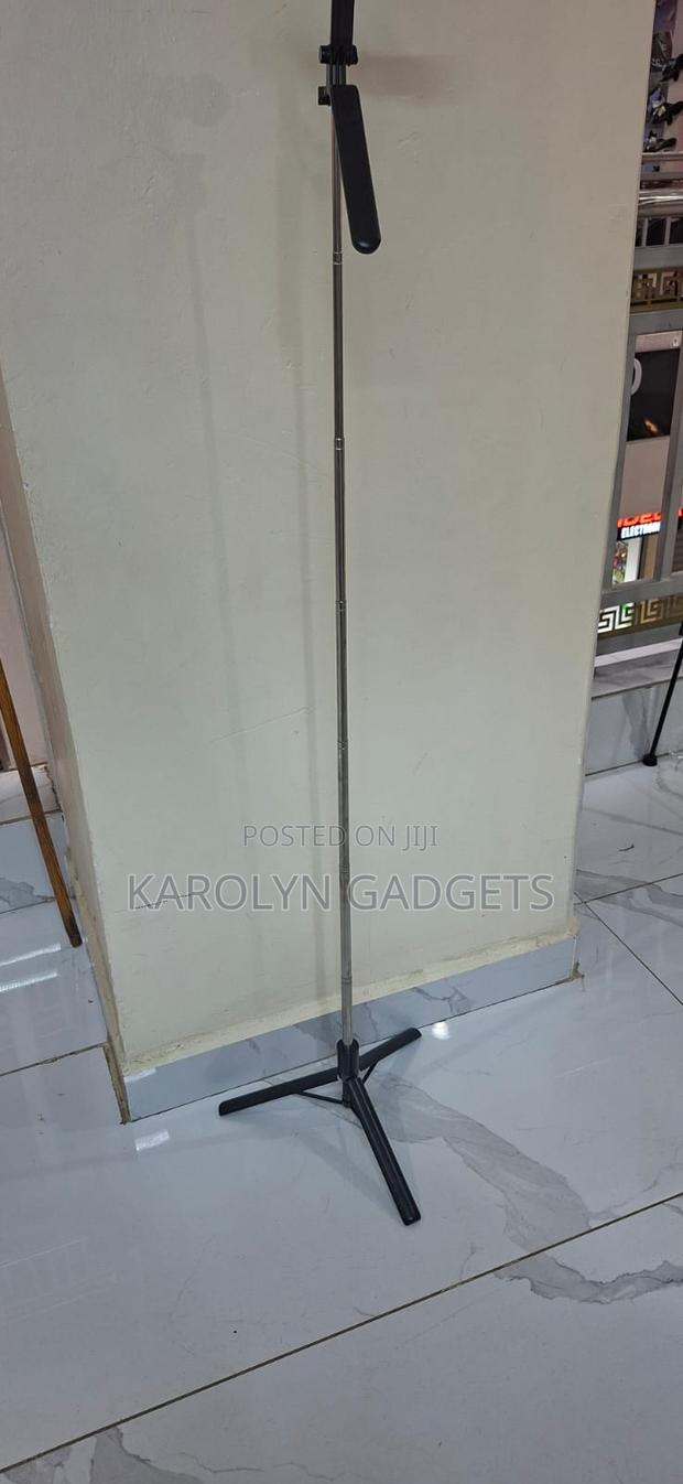R16 Phone Selfie Stick Tripod for Vlog Live Streaming - thumbnail 2
