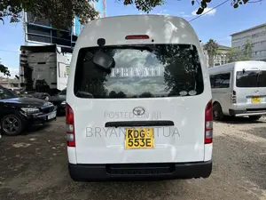 Toyota HiAce 2015 White