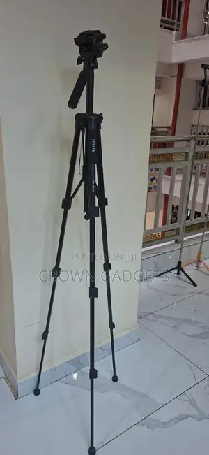Jmary 2599 Aluminium Alloy Tripod With Fluid Head