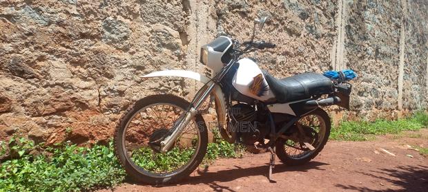Yamaha DT125 2009 White - thumbnail 4