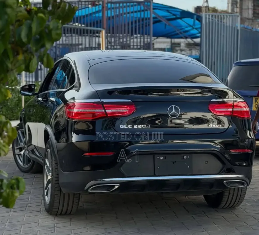 Mercedes-Benz GLC-Class 2019 Black