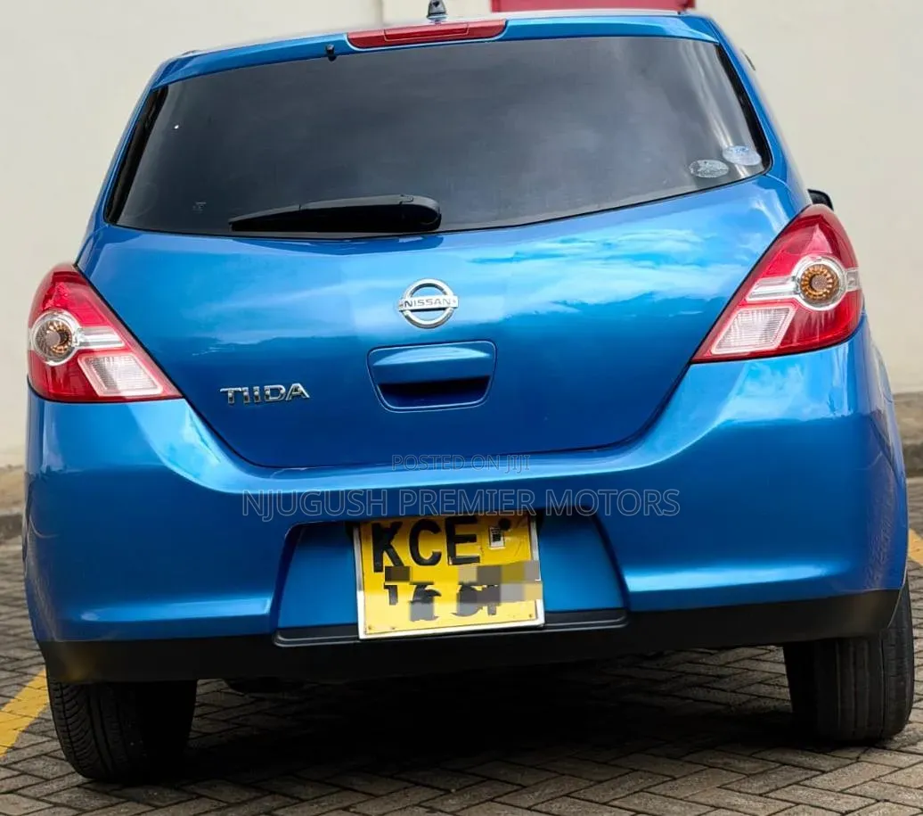 Nissan Tiida 2008 Blue