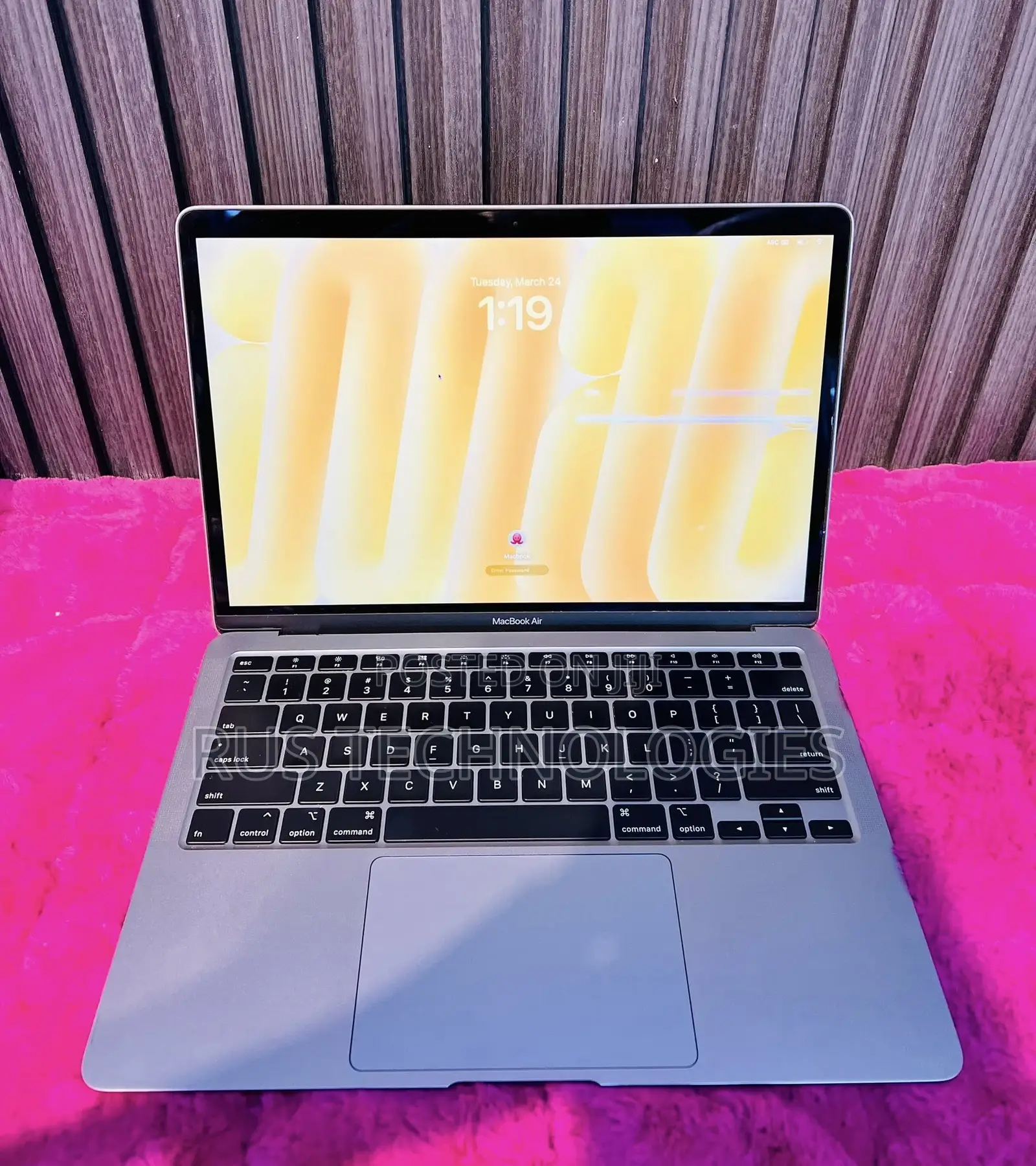 Laptop Apple MacBook Air 2020 16GB Intel Core i7 SSD 256GB