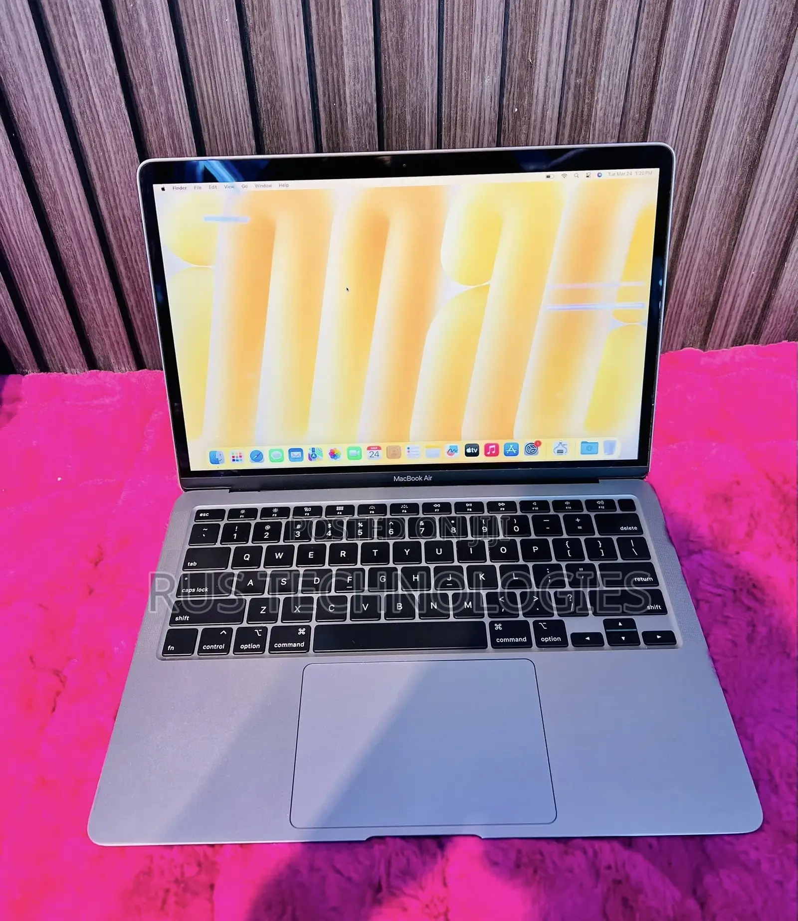 Laptop Apple MacBook Air 2020 16GB Intel Core i7 SSD 256GB