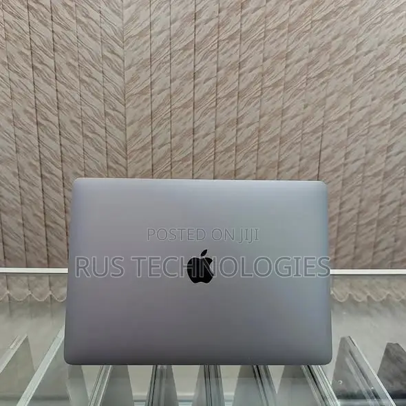 Laptop Apple MacBook Air 2020 16GB Intel Core i7 SSD 256GB