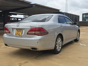Toyota Crown 2008 Silver