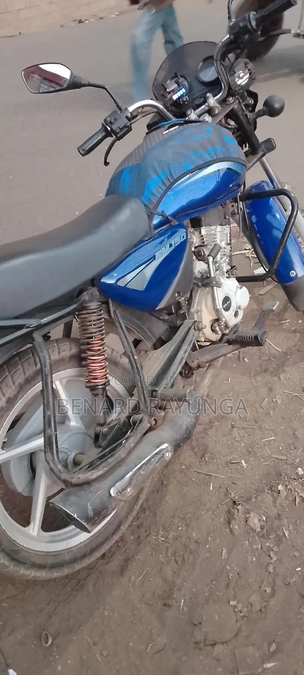Bajaj Boxer 150 UG 2019 Blue
