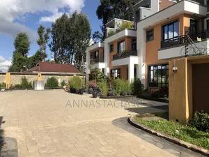 4bdrm Maisonette in Gitaru, Lower Kabete for sale