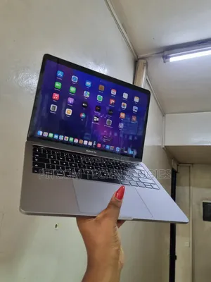 Laptop Apple MacBook 2016 8GB Intel Core i5 SSD 256GB