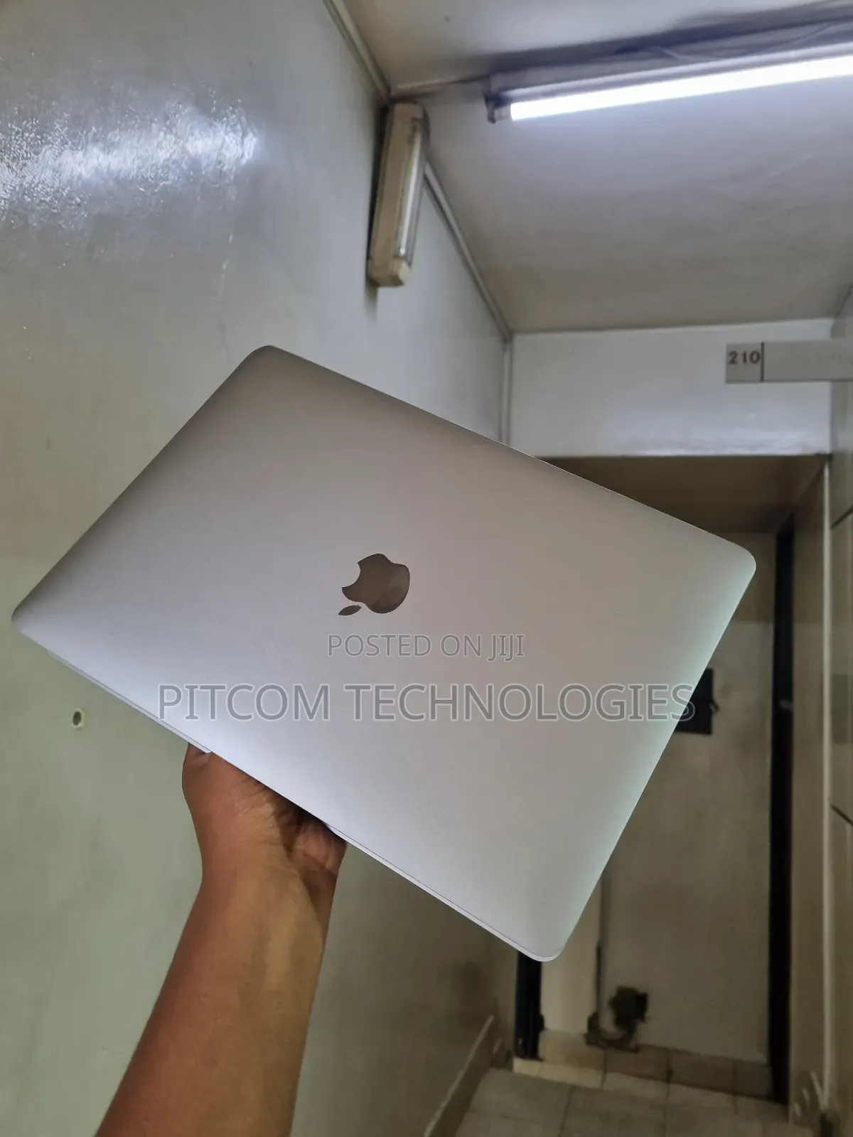 Laptop Apple MacBook 2016 8GB Intel Core i5 SSD 256GB