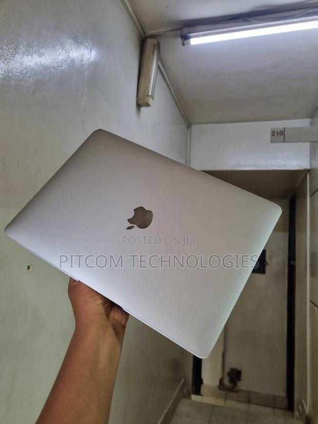 Laptop Apple MacBook 2016 8GB Intel Core i5 SSD 256GB - thumbnail 3