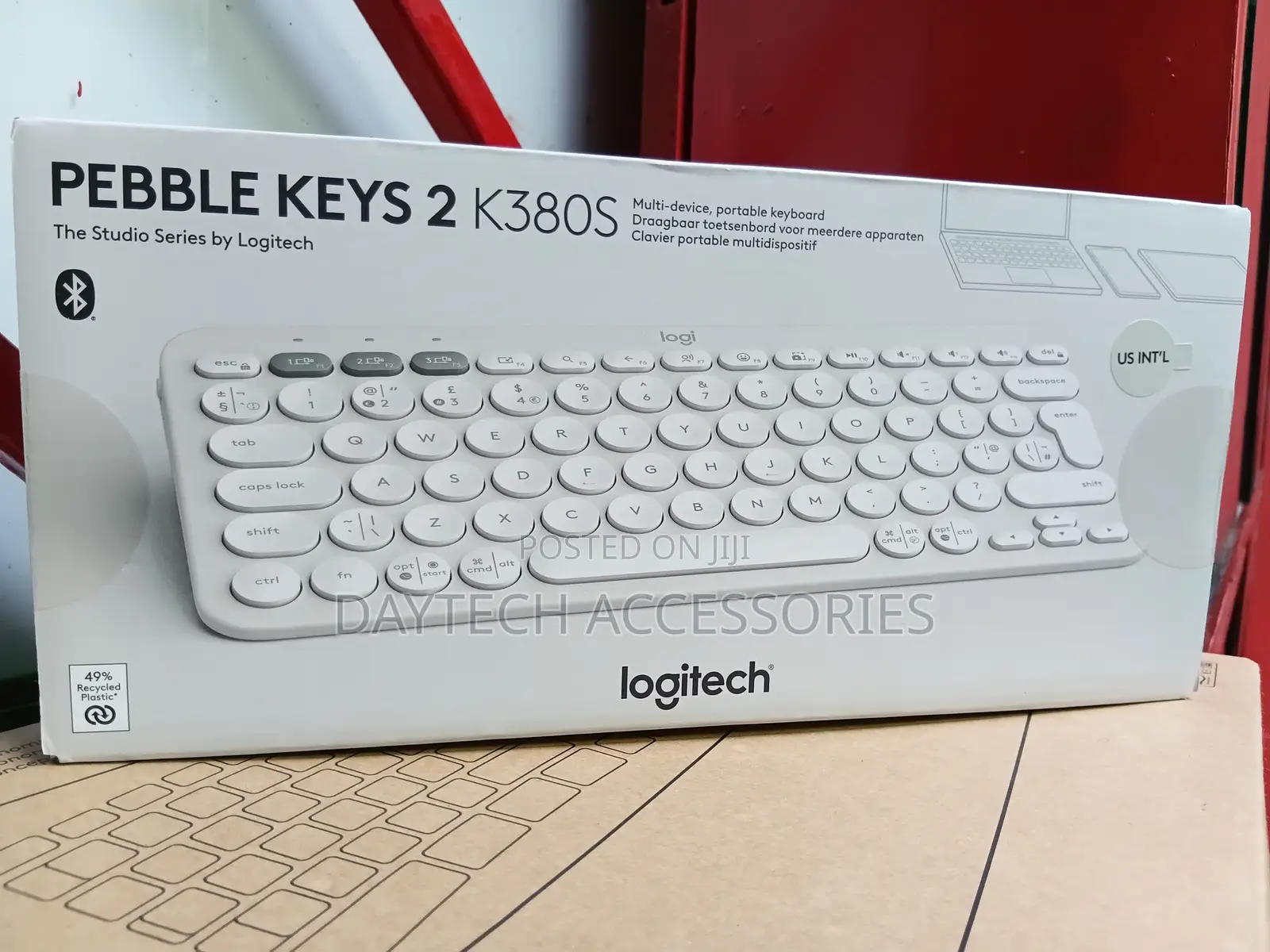 Logitech K380s Pebble Keys 2 Bluetooth Wireless Keyboard - White.