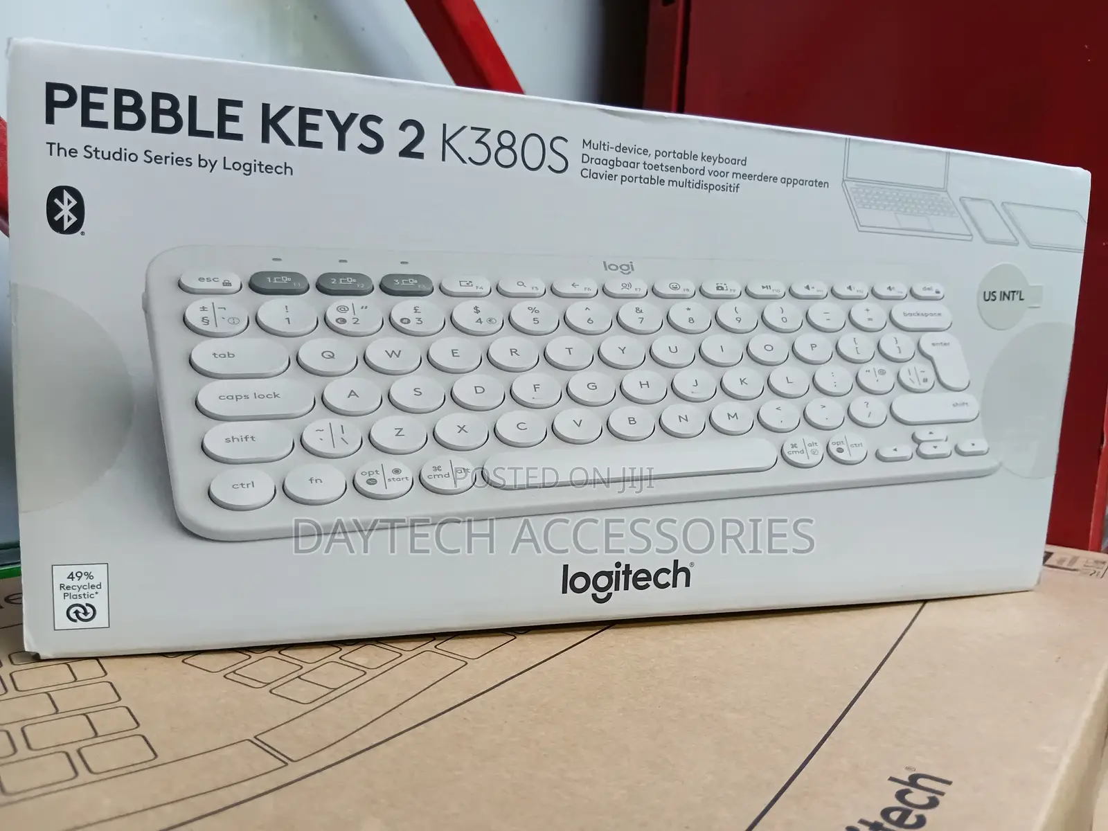 Logitech K380s Pebble Keys 2 Bluetooth Wireless Keyboard - White.