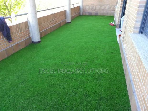 Grass Carpet With Soft Natural Green Finish