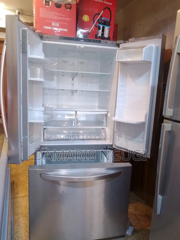 Lg Bottom Freezer Refrigerator - thumbnail 2