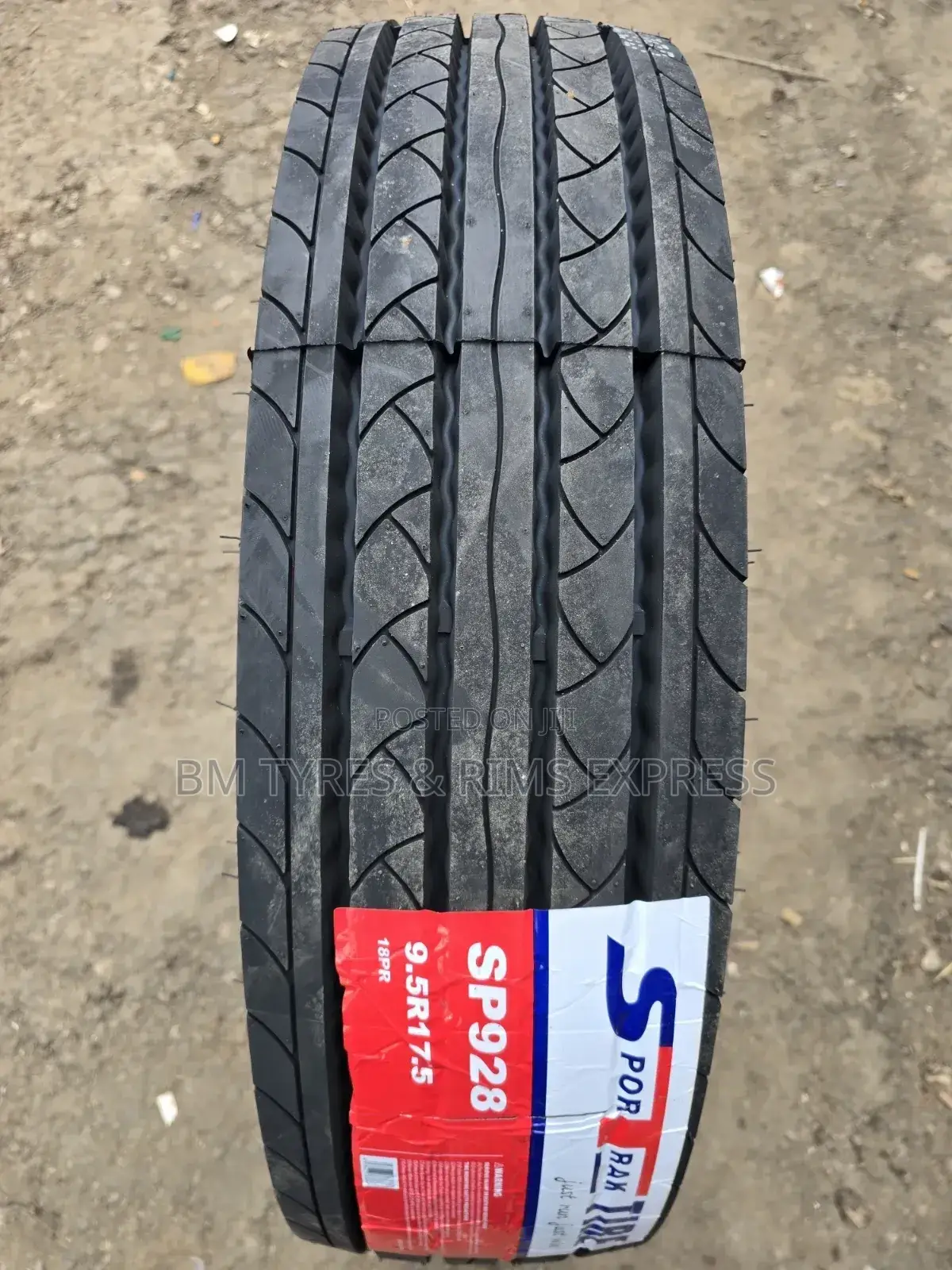 9.5 R17. 5 Sporttrak Tyres