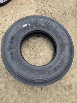 9.5 R17. 5 Sporttrak Tyres