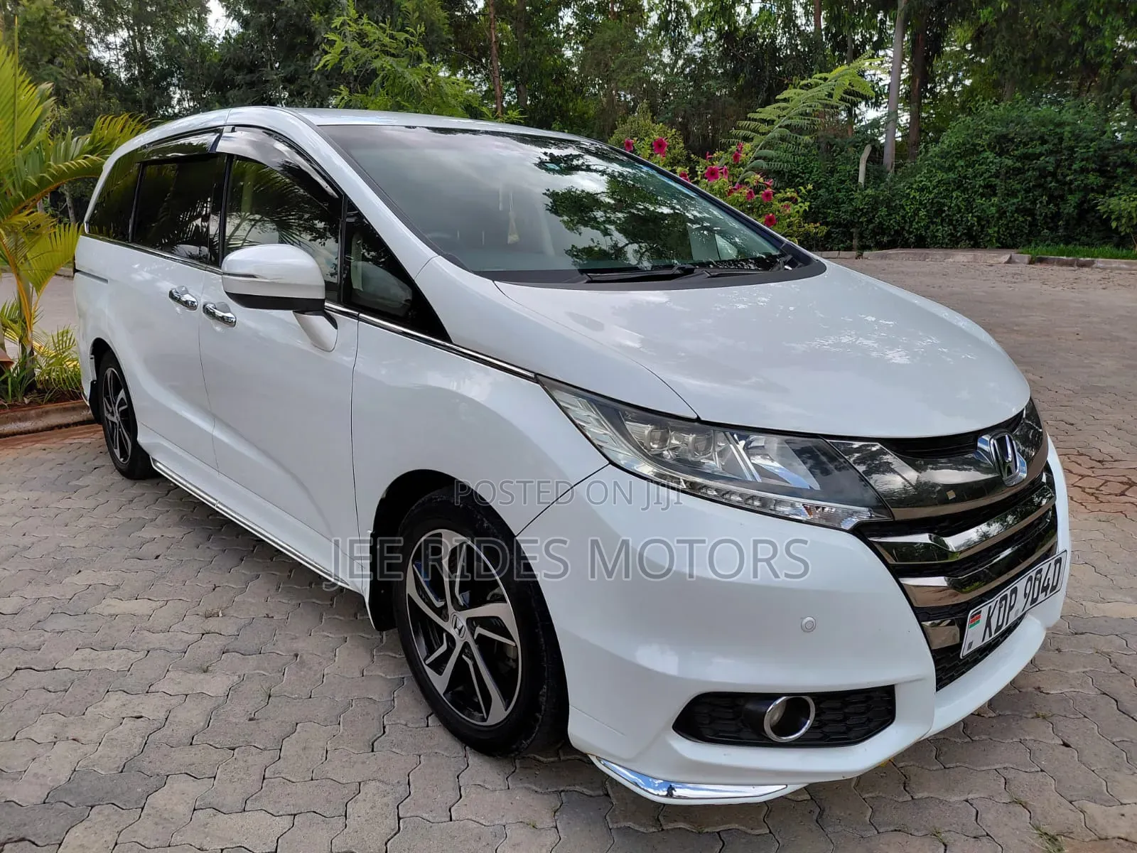 Honda Odyssey 2.4 G 2WD (8 seater) 2016 White
