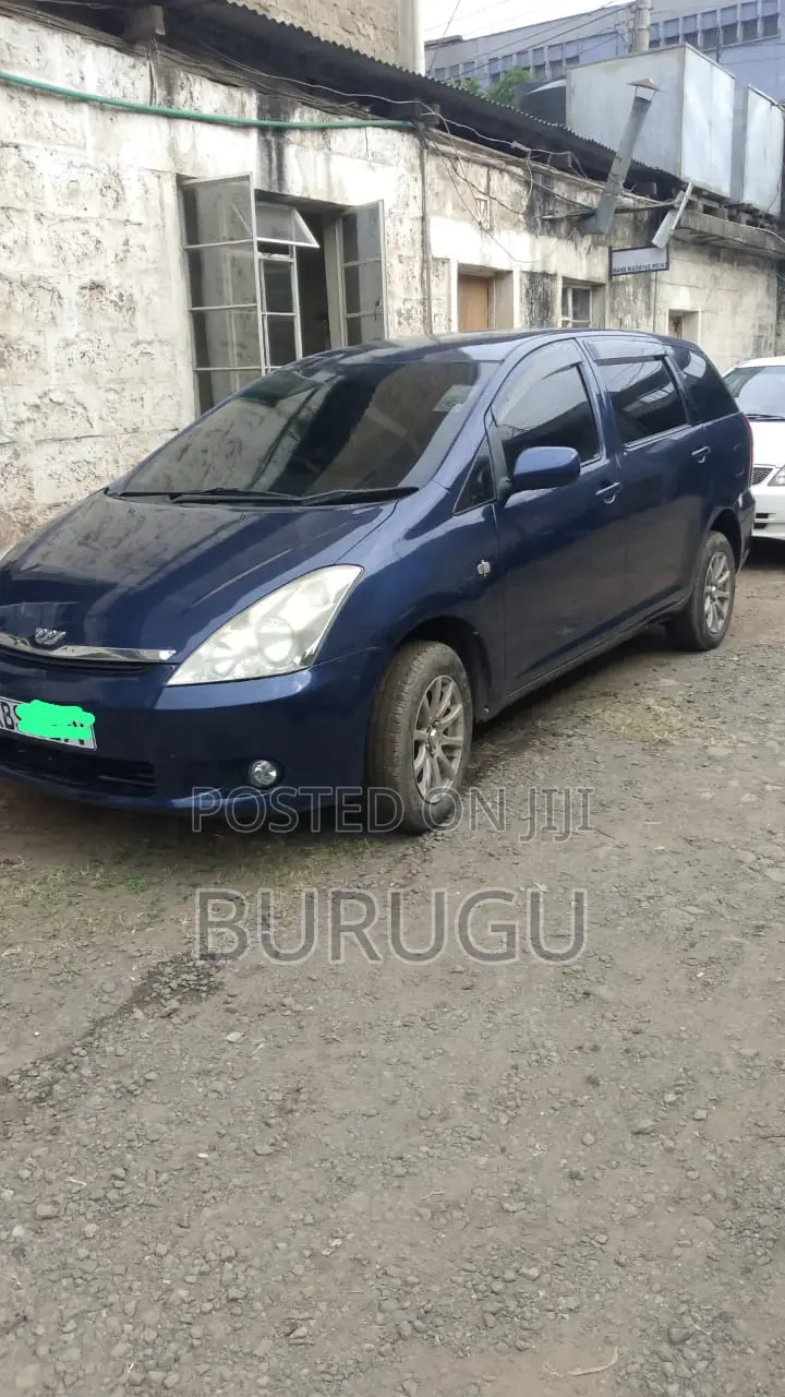 Toyota Wish 2006 Blue
