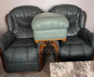 5 Seater Leather Sofa + 1 Ottoman
