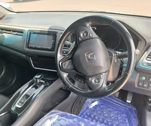 Honda Vezel 2018 Gray