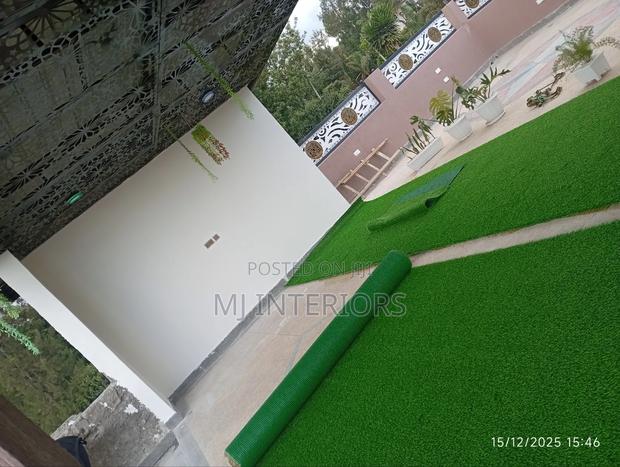 Artificial Grass Carpet for Rooftops