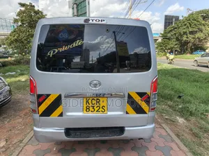 Toyota HiAce 2010 Silver