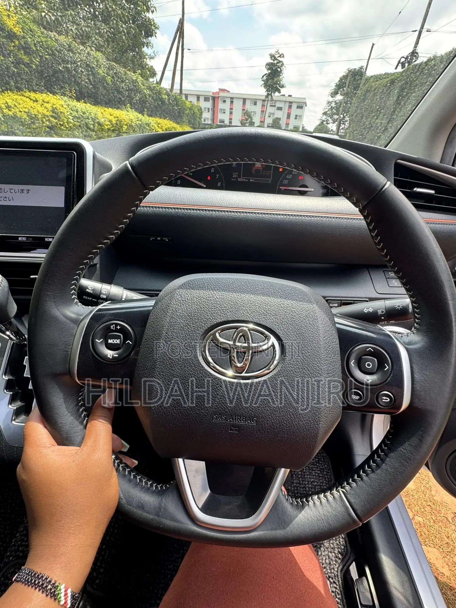 Toyota Sienta 2019 Silver