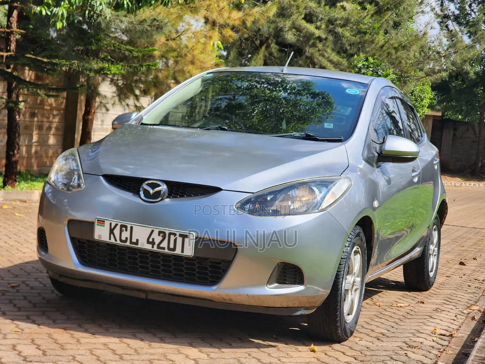 Mazda Demio 2010