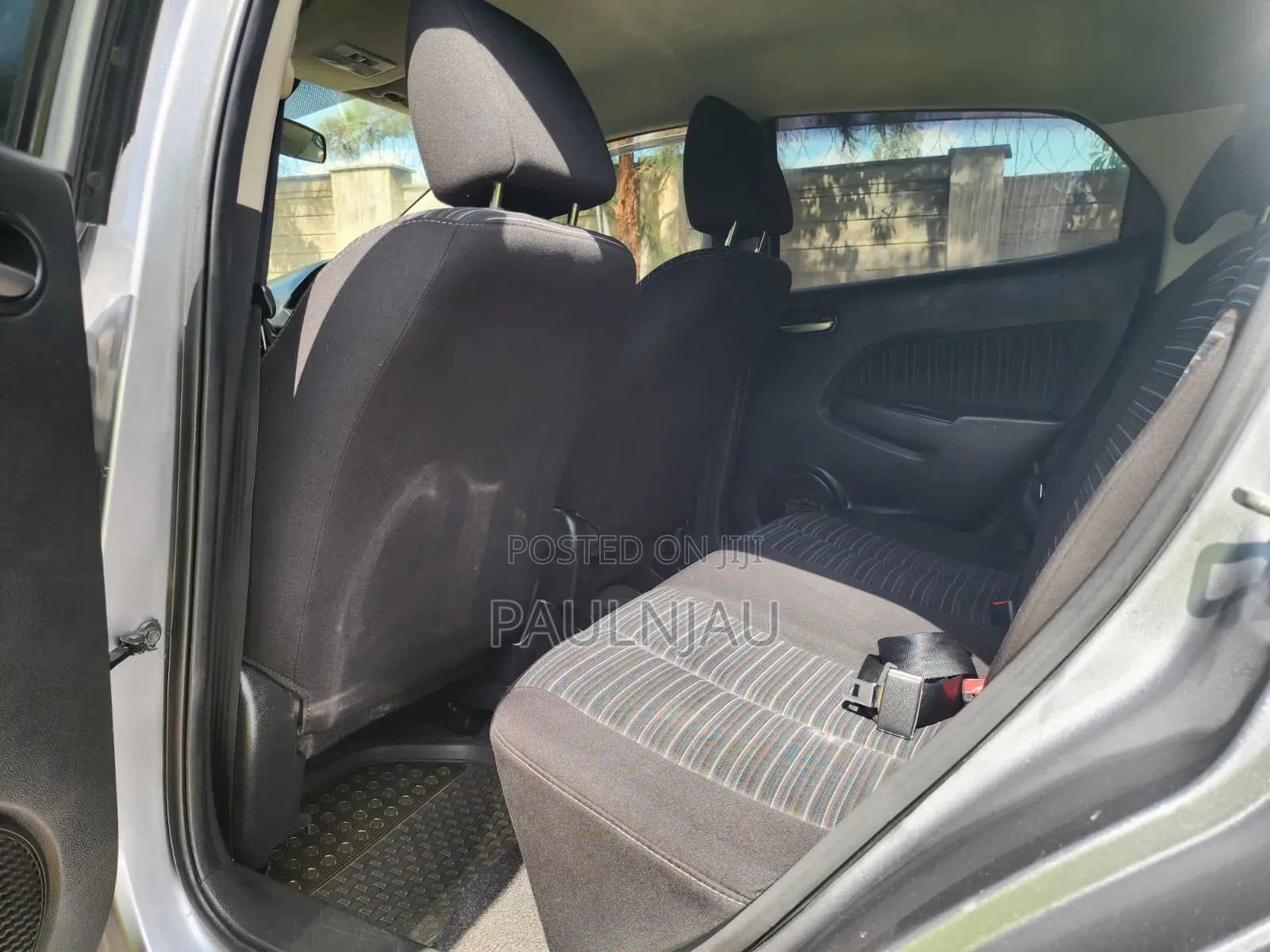 Mazda Demio 2010