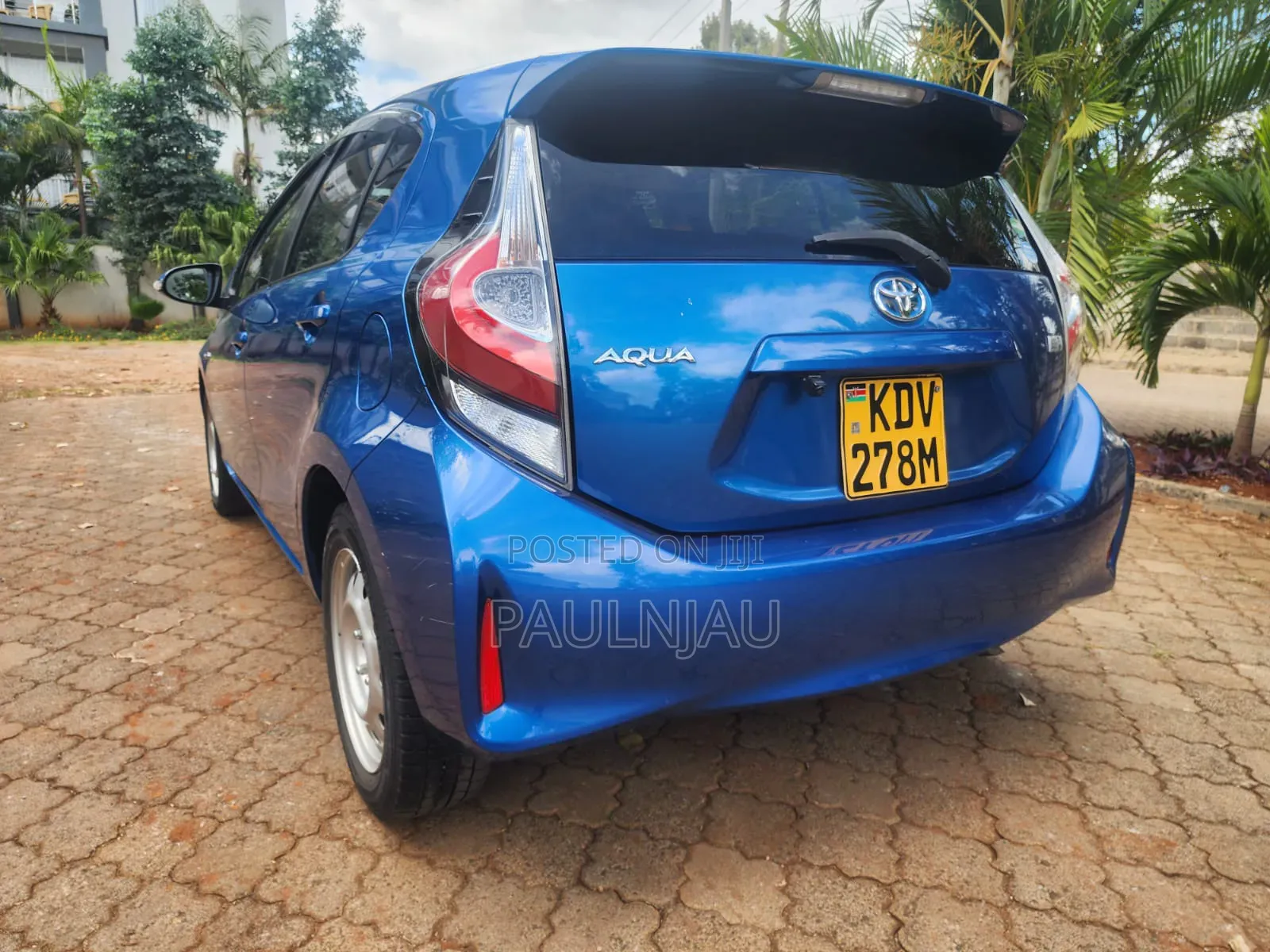 Toyota Aqua 2018 Blue