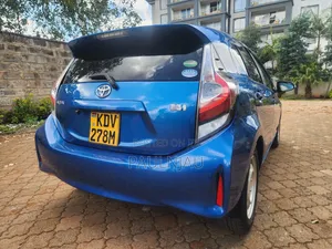 Toyota Aqua 2018 Blue