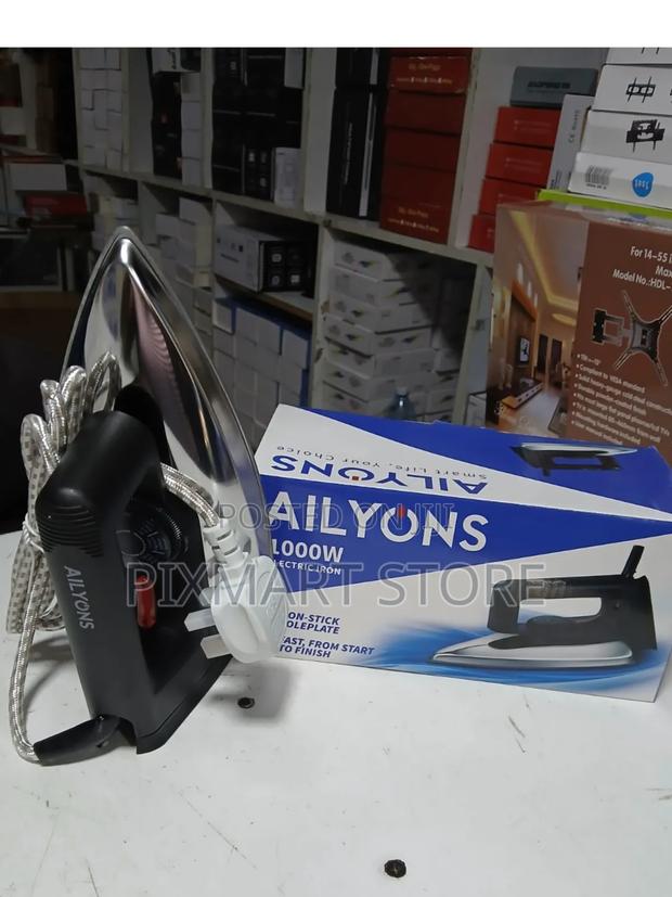 Ailyons 1000w Dry Iron Box With Stainless Soleplate