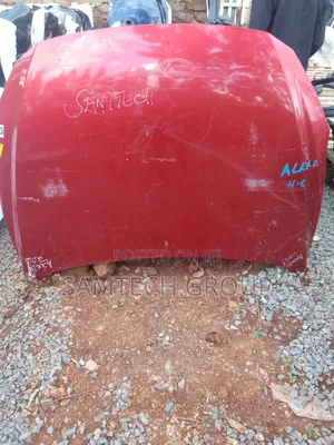 Super Clean Mazda Axela 2016 Bonnet