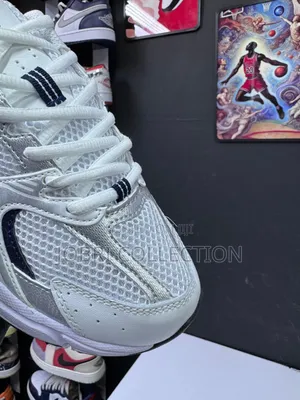 White Blue New Balance 530 Sneakers