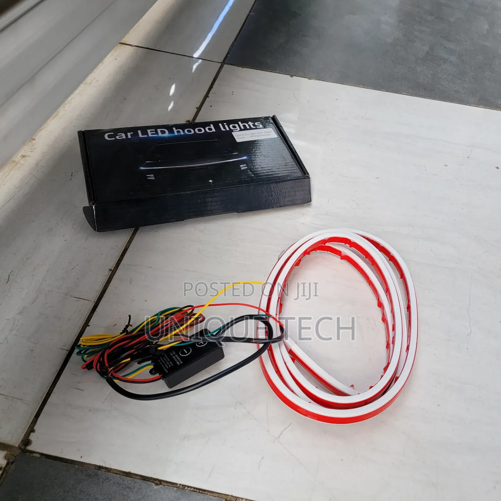 Bonnet/Hood Light With Indicator