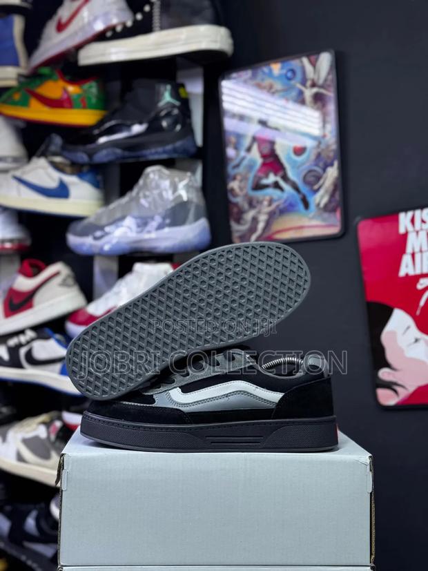 Black Vans Hylane Nineties Sneakers - thumbnail 2