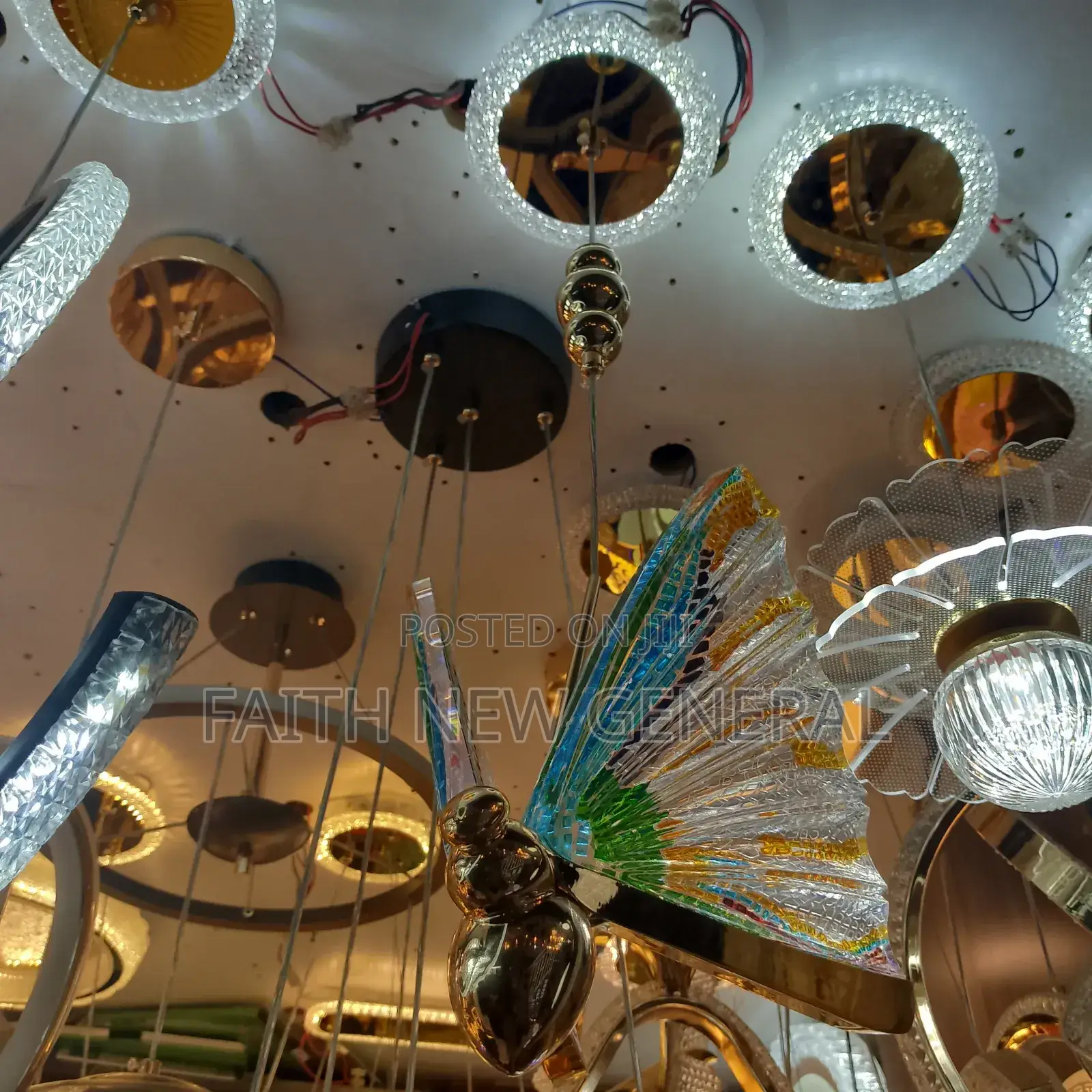Luxury Design Butterfly Pendant Lamp