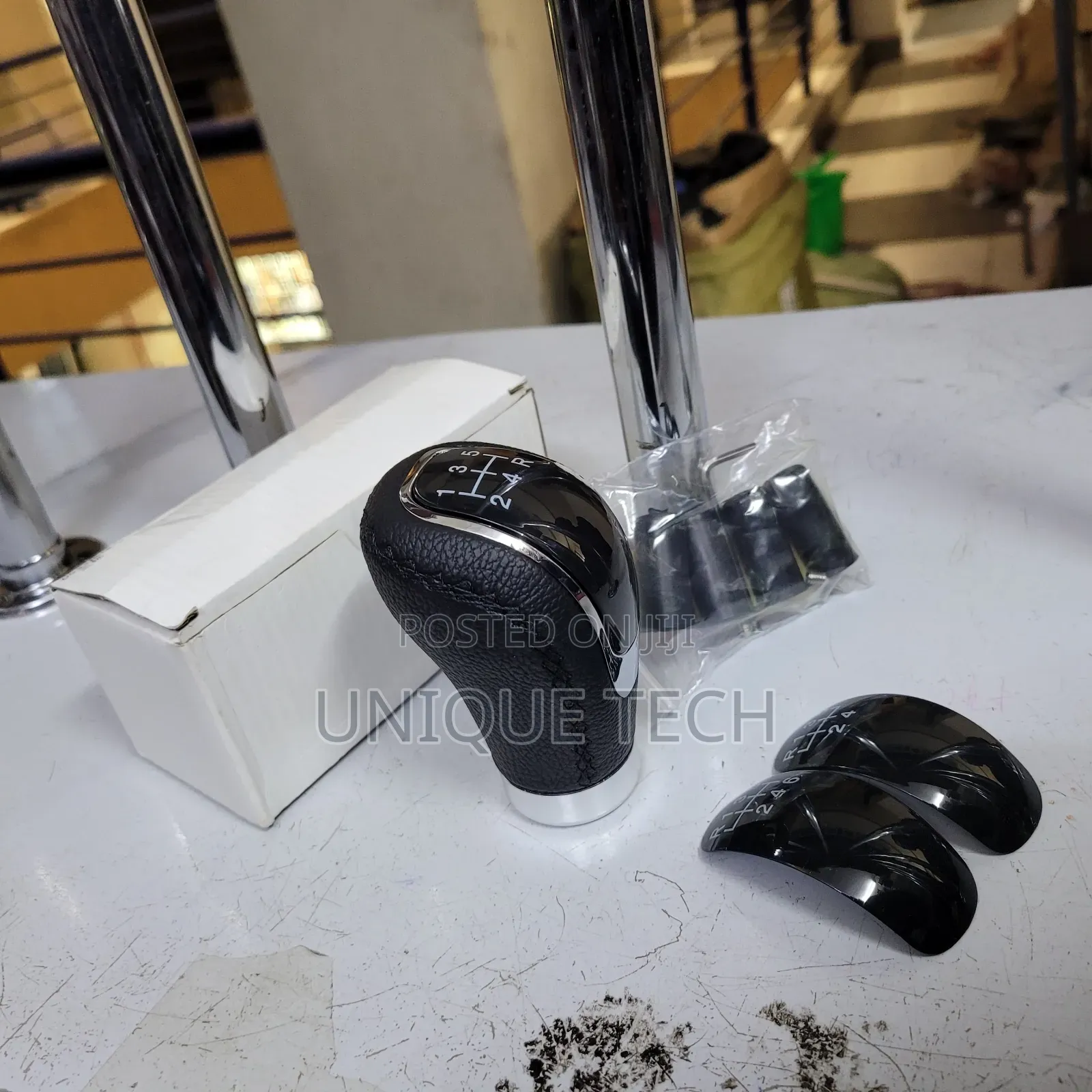 Universal Manual Gear Shift Knob