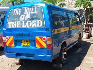 Nissan Caravan (Urvan) 2018 Blue
