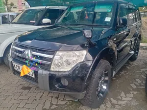 Mitsubishi Pajero 2008 Black