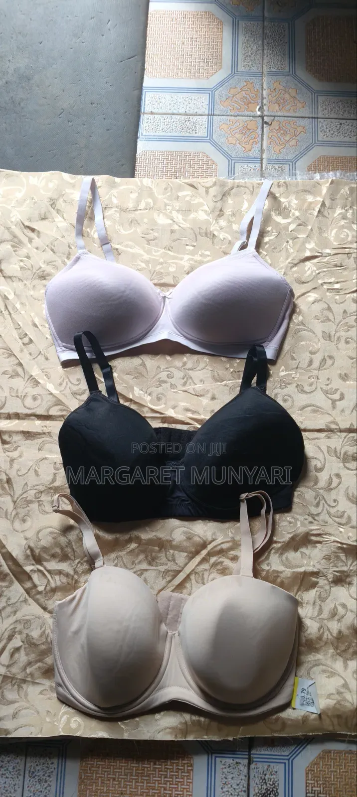 Marron and Black Bra