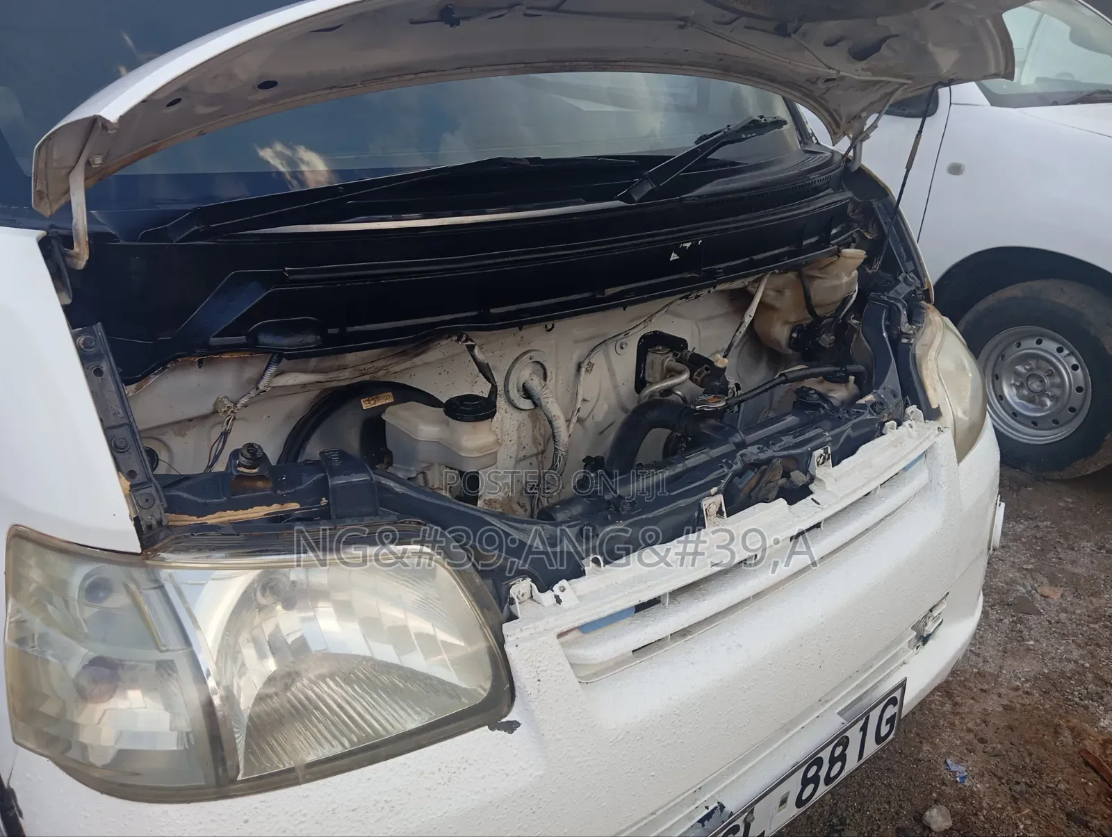 Toyota HiAce 2009 White