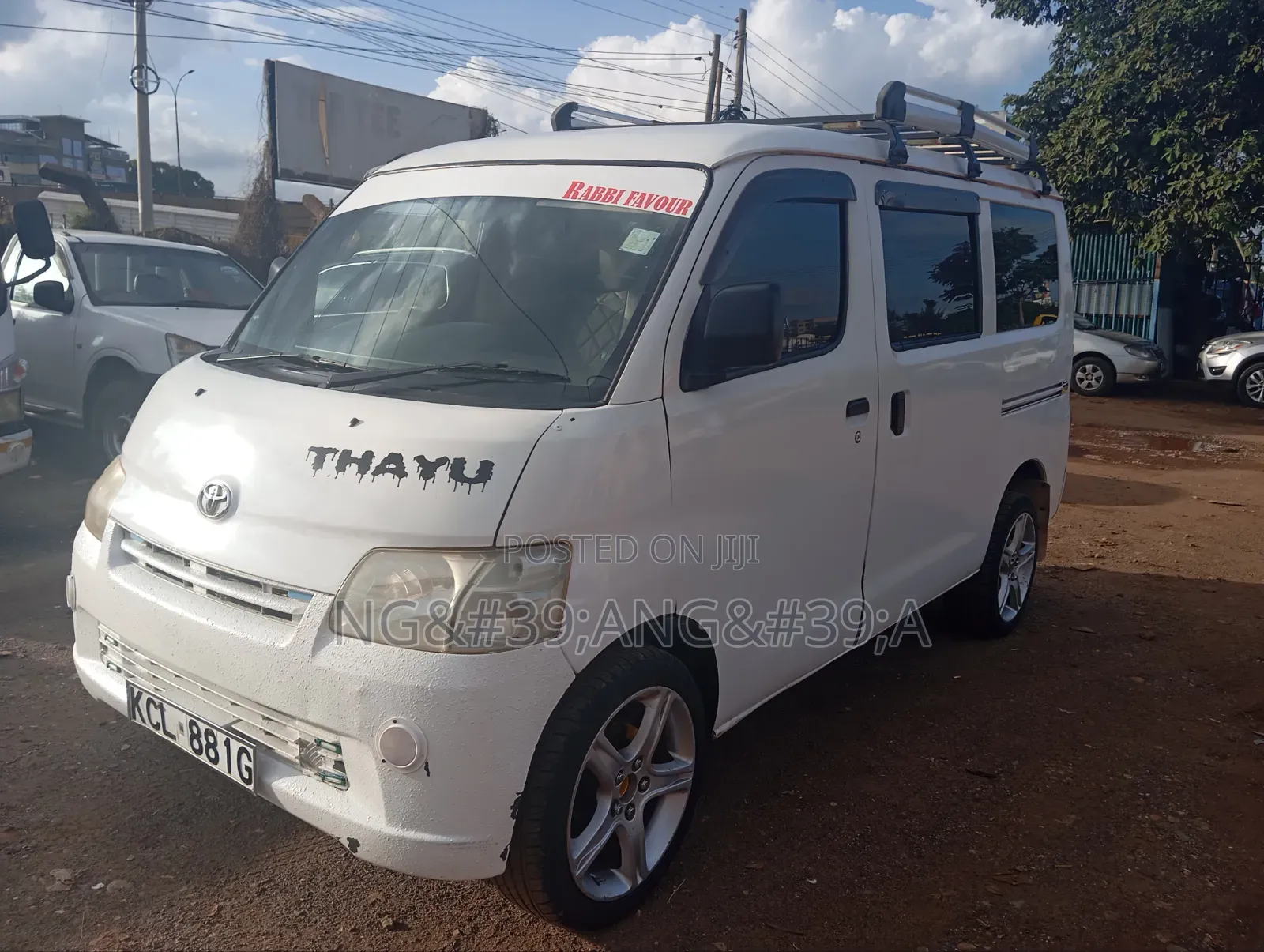 Toyota HiAce 2009 White