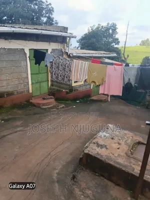 4bdrm House in Kawaida, Banana for sale