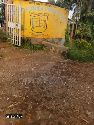 4bdrm House in Kawaida, Banana for sale
