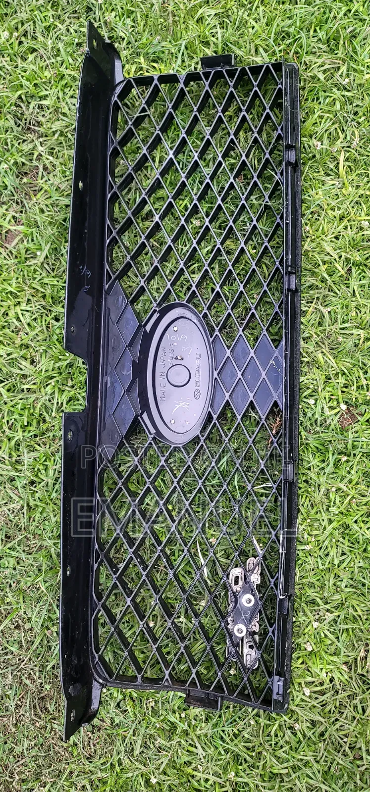 Subaru Cross Sport Grill