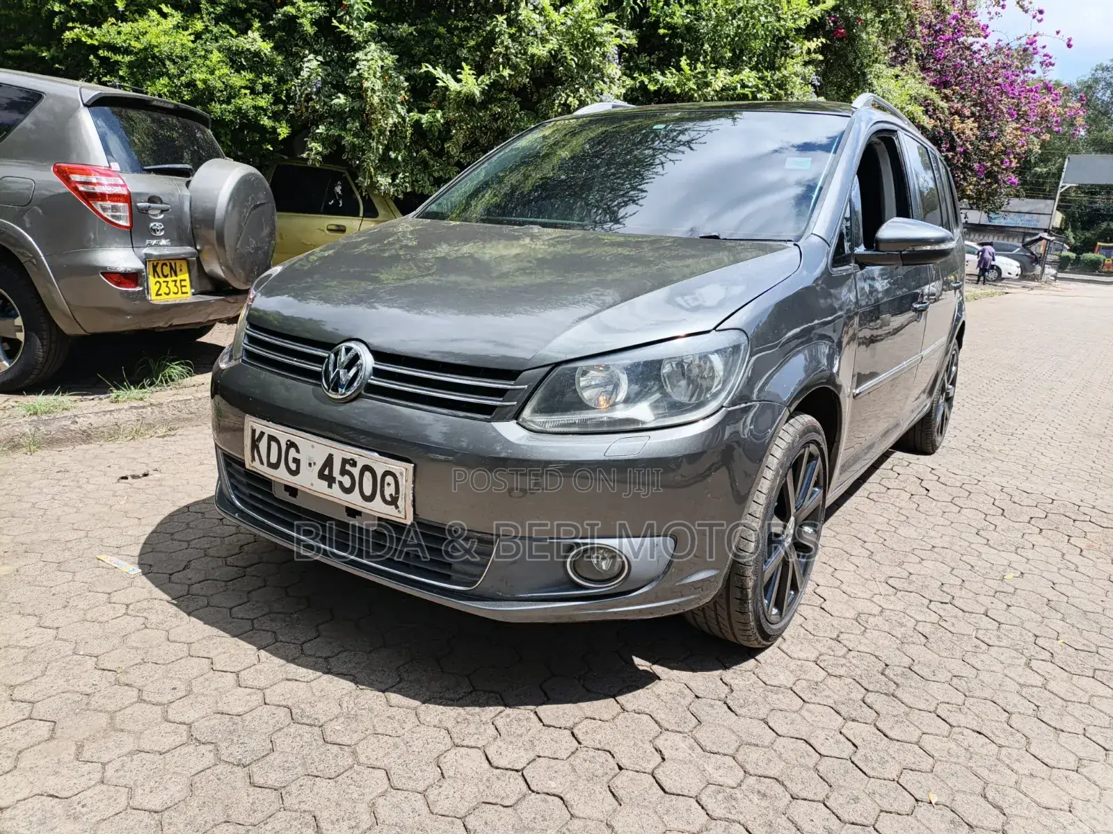Volkswagen Touran 2014 Gray