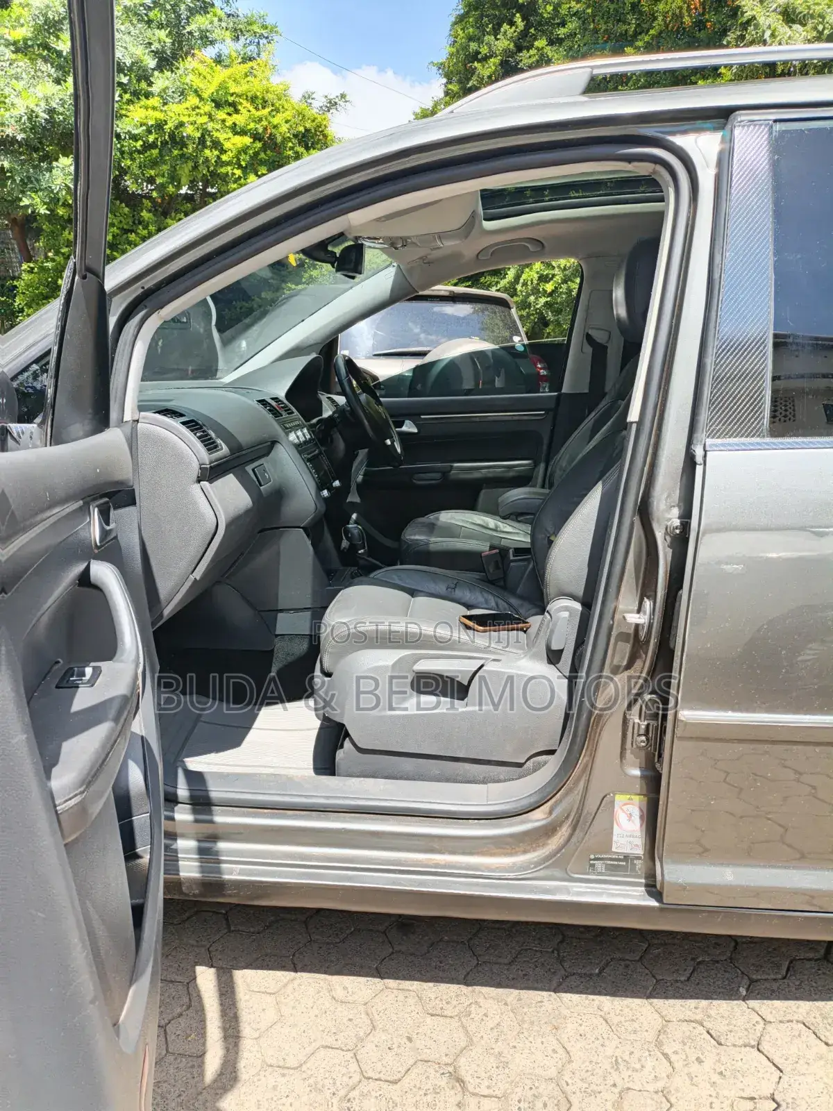 Volkswagen Touran 2014 Gray