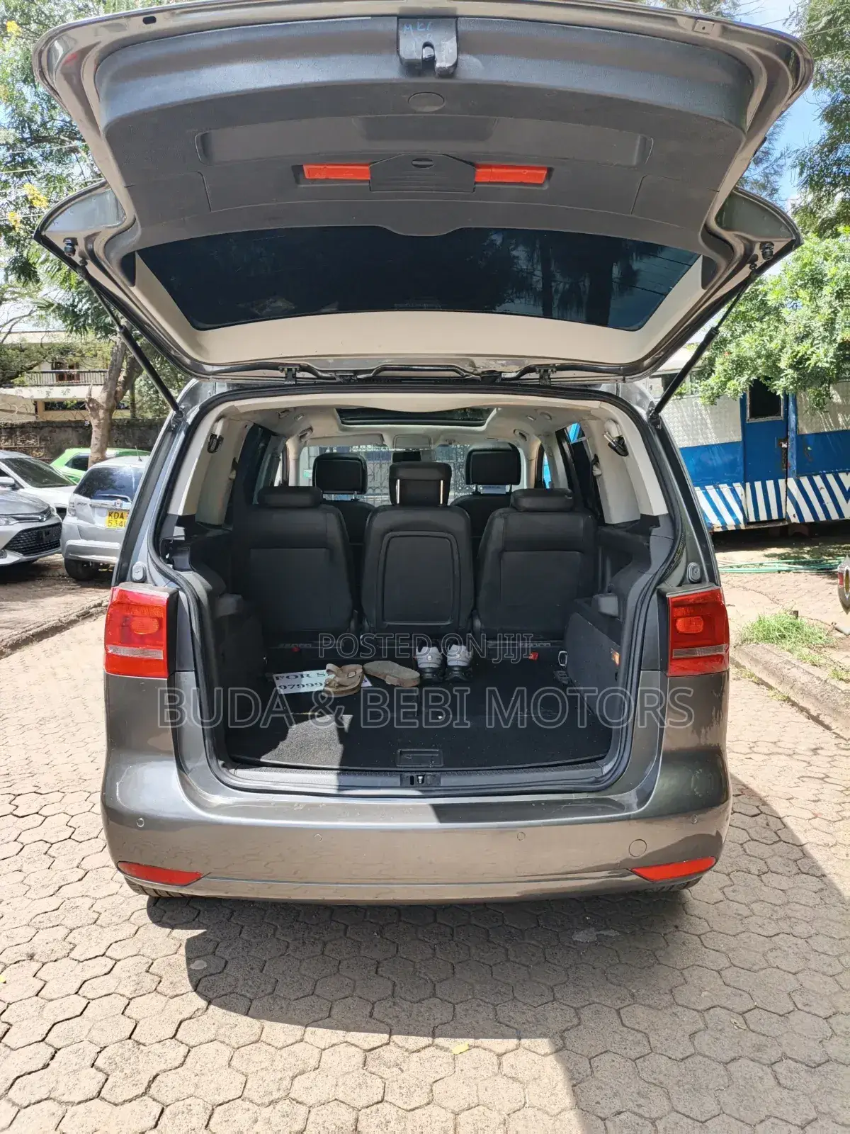 Volkswagen Touran 2014 Gray